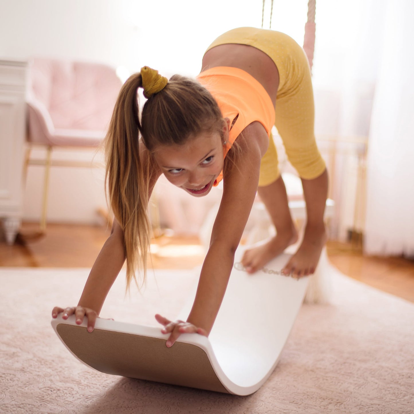 Montessori Balance Board with Felt - White